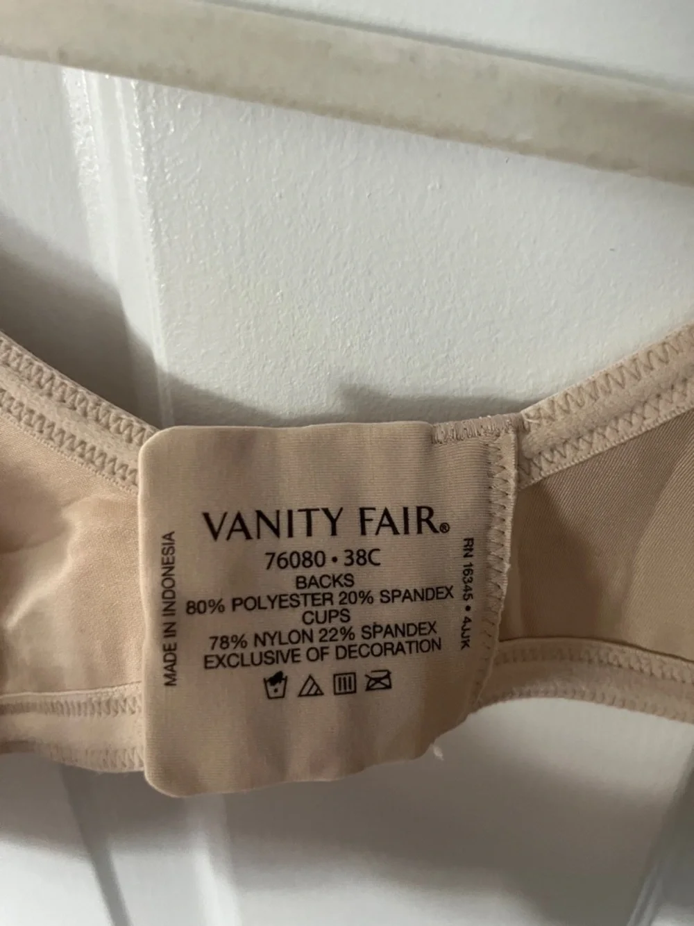 Vanity Fair Beige Smooth Underwire Bra 38C - Picture 7 of 7